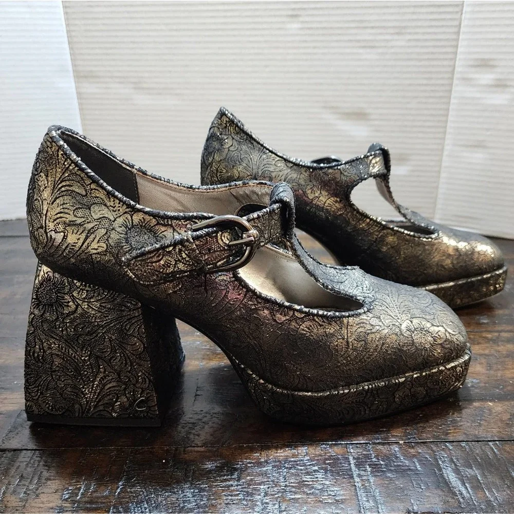 Circus by Sam Edelman Metallic Black Floral T-Strap Platform Heels